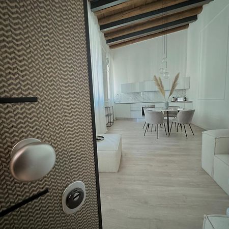 Dimora Manin Lägenhet Verona Exteriör bild