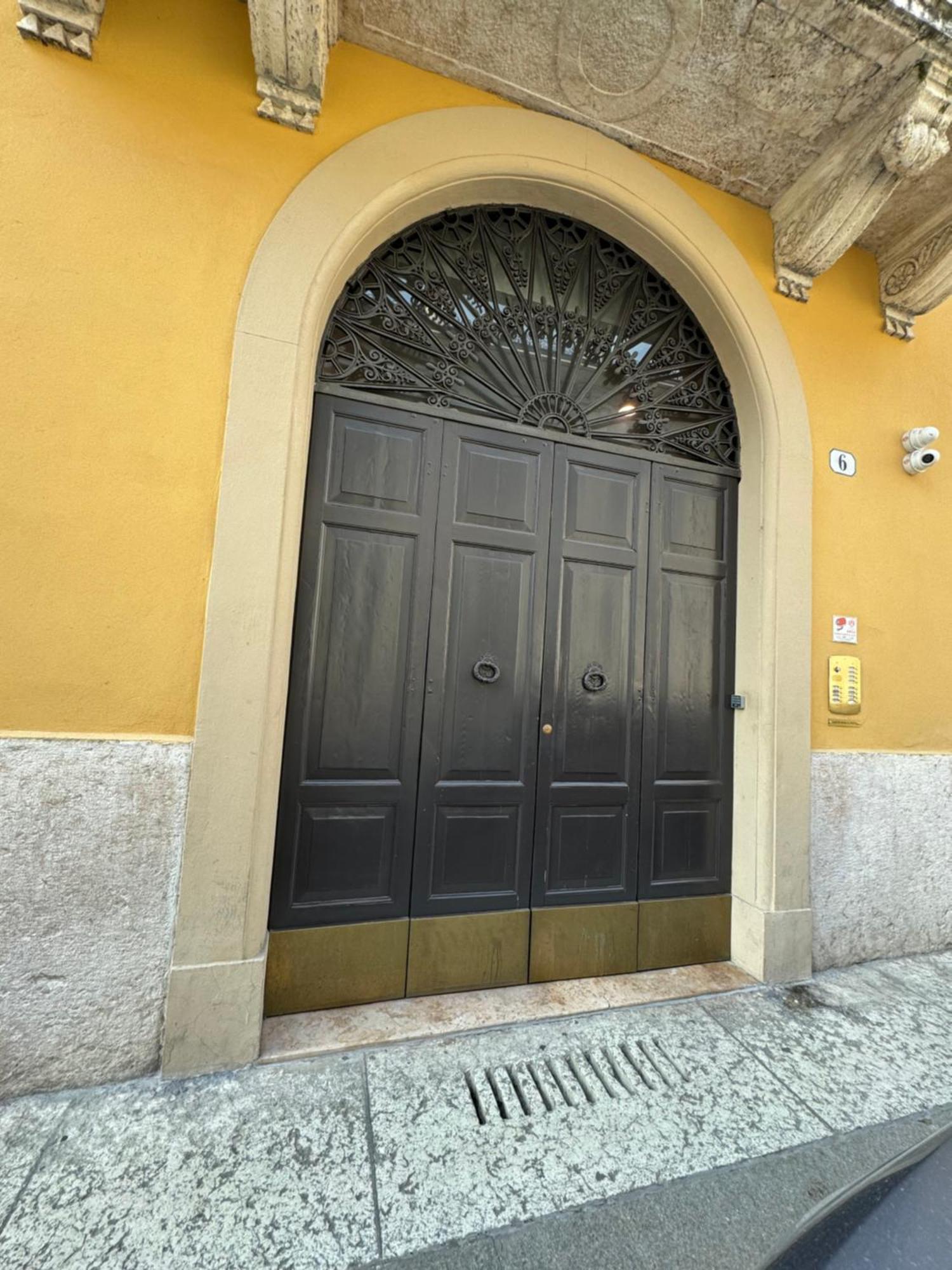 Dimora Manin Lägenhet Verona Exteriör bild